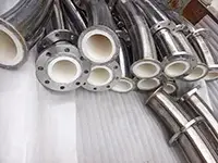 Трубы и фитинги с керамической футеровкой для пневматической транспортировки порошковых материалов